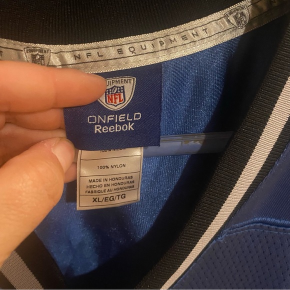 Men Rebook Detroit Lions NFL Matthew Stafford # 9 Jersey - Picture 4 of 5